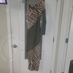 Fashion Nova Olive and Tan Ribbed Maxi Dress